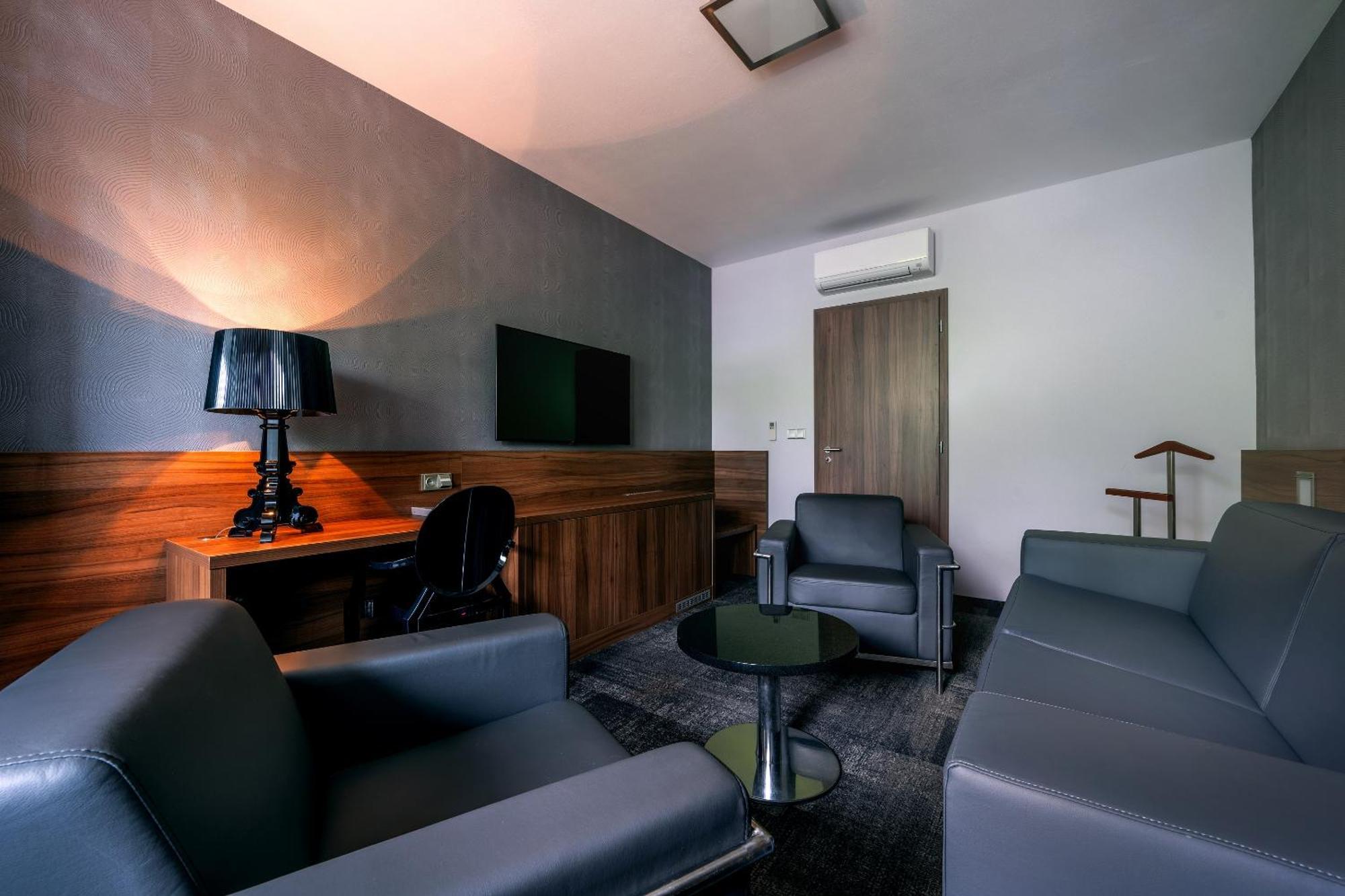 Hotel Jezerka Seč Εξωτερικό φωτογραφία